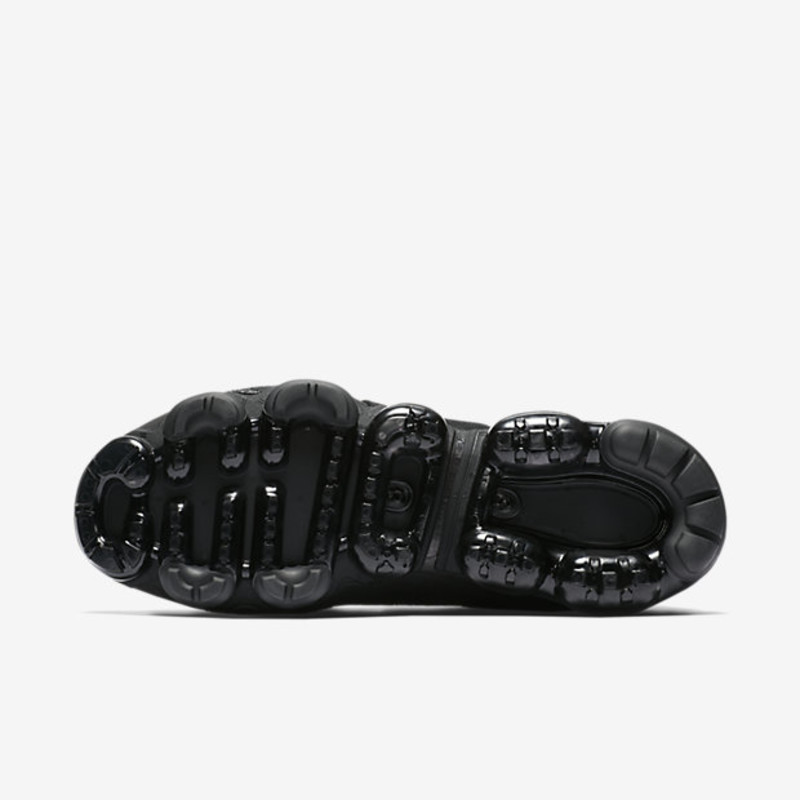 nike air vapormax moc triple black